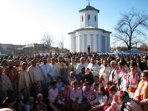 Înnoirea lăcaşului de cult din localitatea Bărăganu