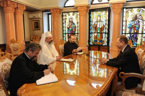 Ambasadorul Canadei, în vizită de prezentare la Patriarhia Română