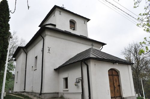 Duminica Mironosiţelor, serbată în două biserici ale Moldovei