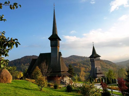 Biserica Mănăstirii Bârsana, sfinţită de Patriarhul României