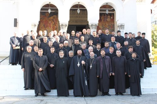 Conferinţă preoţească în Arhiepiscopia Râmnicului