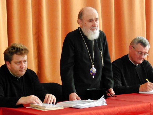Consfătuirea profesorilor de religie din Arhiepiscopia Aradului