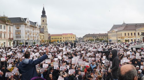 Adunare publică pentru susținerea familiei tradiționale, la Oradea