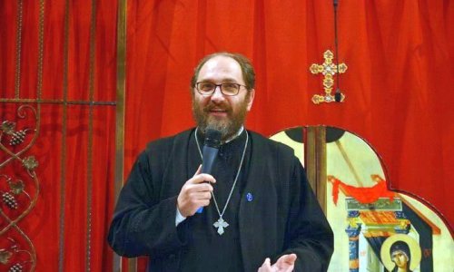 Părintele Constantin Necula  a conferențiat la Oradea   