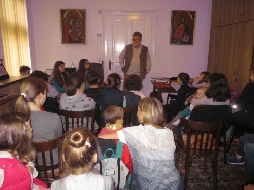 Activități cu copiii la Biserica „Sfânta Treime” din Cluj-Napoca