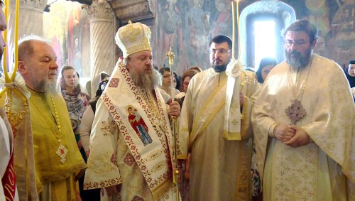 Sfântul Iustin Martirul și Filosoful a fost sărbătorit ieri la Mănăstirea Stavropoleos