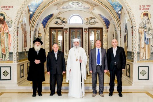 O delegaţie a Federaţiei Comunităţilor Evreieşti din România în vizită la Patriarhia Română