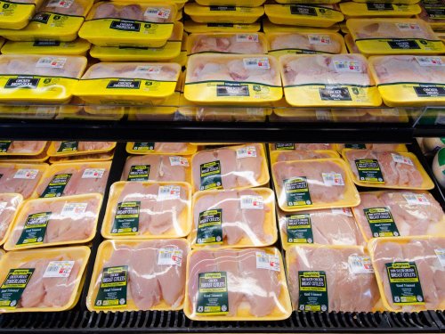 Importurile de carne de pasăre, în creştere