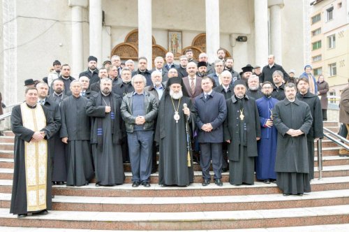 Adunarea eparhială a Arhiepiscopiei Romanului și Bacăului
