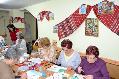Bunicile pictorițe de la Club 60+ Bacău