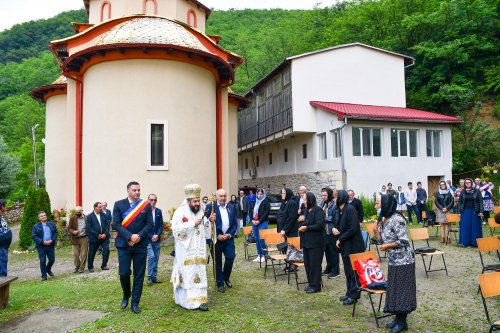 Sărbătoarea Mănăstirii Piatra Scrisă, județul Caraș-Severin