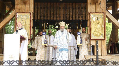 Liturghie arhierească la Mănăstirea Brâncoveanu de la Sâmbăta de Sus
