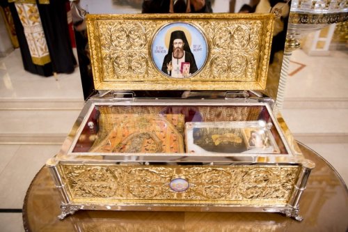 Moaştele Sfântului Cuvios Ioan Iacob de la Neamț vor fi aduse spre cinstire la Paraclisul Catedralei Mântuirii Neamului
