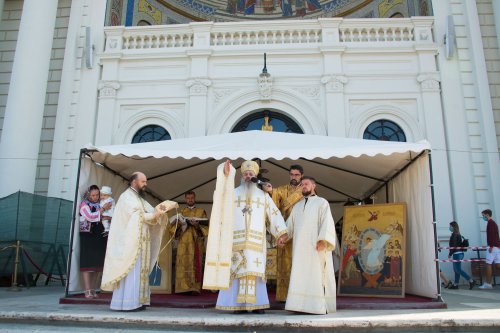 Hirotonie întru preot la Catedrala Mitropolitană din Iaşi