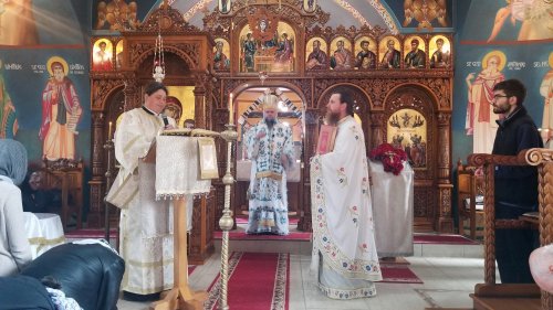 Vizită pastorală la o mănăstire românească din SUA