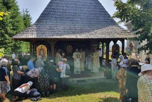 Slujire arhierească la  Mănăstirea „Nașterea Sfântului Ioan Botezătorul” din Alba Iulia
