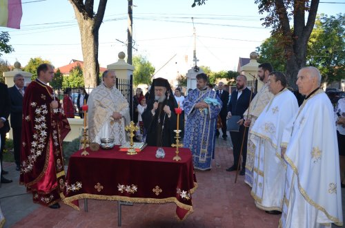 Binecuvântarea lucrărilor realizate la o biserică din orașul Arad