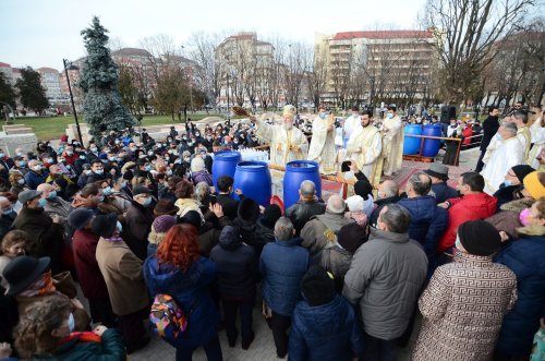 Sfințirea apei de Bobotează la Dunăre, în Muntenia și Dobrogea