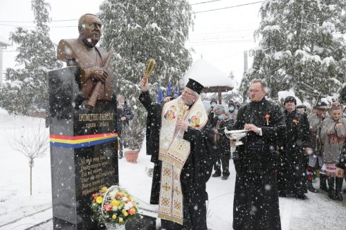 Inaugurarea bustului taragotistului Dumitru Fărcaş la Groşi, Baia Mare