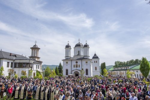 Prăznuire locală în Oltenia pentru Sfântul Ierarh Calinic 