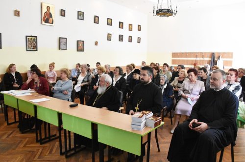 Întrunirea unei asociații caritative a femeilor la Cluj‑Napoca