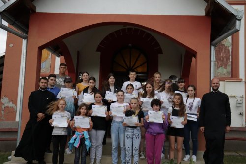 Caravana ASCOR - „Tinerețea, timpul marilor alegeri” în Arhiepiscopia Alba Iuliei