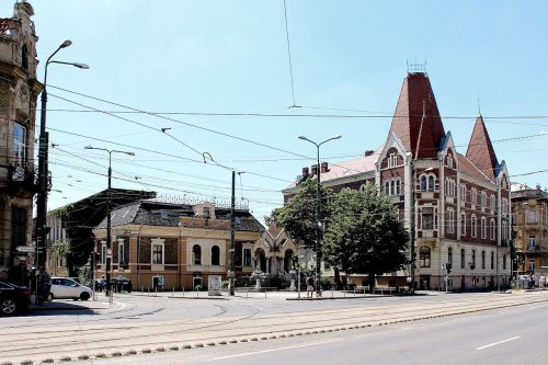 „Cărți de vizită” pe monumentele istorice din Timișoara