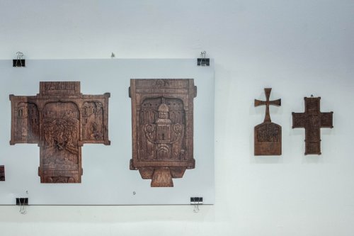 Expoziție dedicată Sfintei Cruci