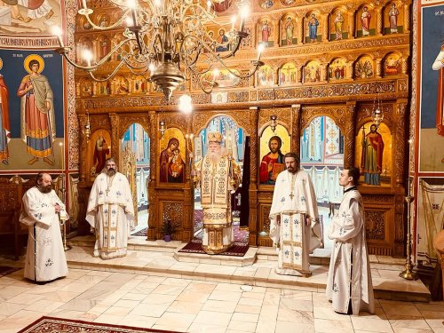 Liturghie arhierească în Paraclisul Mănăstirii „Sfântul Ioan cel Nou de la Suceava”