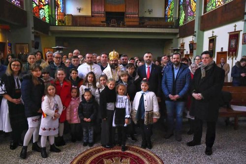 Românii din Logroño, Spania, s-au întâlnit cu ierarhul lor