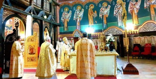 Prima zi de Paști la catedrala din Arad