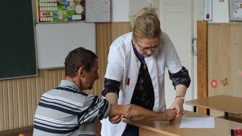 Campania „Sănătate pentru sate” în localitatea Chiojdeanca, Prahova