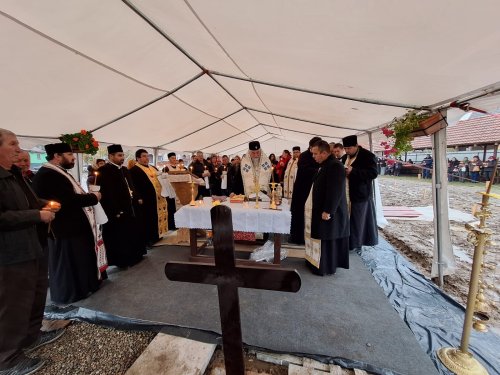 Binecuvântare pentru comunități din Arhiepiscopia Craiovei