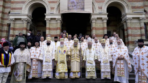 Mulțimi de credincioși au adus cinstire Sfântului Andrei Șaguna la Sibiu