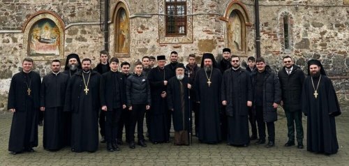 Seminariștii arădeni, pelerini la Mănăstirea Hodoș-Bodrog