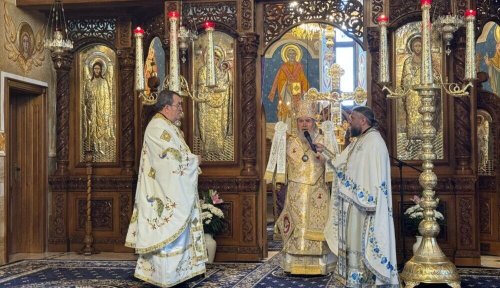 Duminica Sfintei Cruci la o mănăstire din județul Arad
