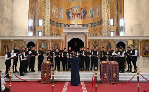 Concertul prepascal „La umbra Crucii, în Lumina Învierii”, la Catedrala Episcopală din Oradea