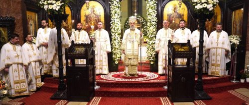 Praznicul Învierii Domnului la Alba Iulia şi Târgu Mureş