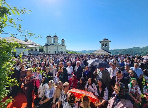 Hramul Mănăstirii Salva și aniversarea a 30 de ani de la înființarea așezământului monahal