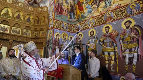 Două biserici din județul Sibiu au primit veșmântul sfințirii