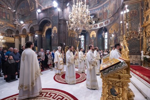 Duminica Mironosițelor la Catedrala Patriarhală din București
