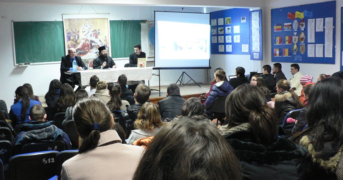 „Naşterea Domnului în colindul tradiţional românesc“