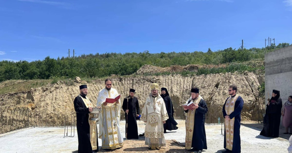 Piatră de temelie pentru un paraclis la Mănăstirea Eroilor din Basarabia