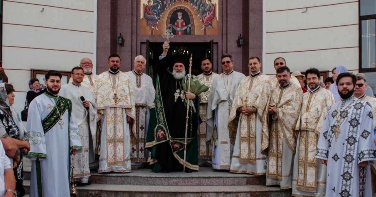 Prezență arhierească la hramul bisericii din Șerbănești