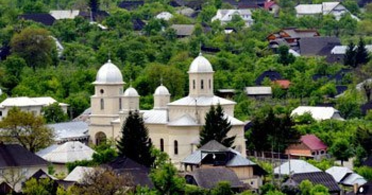 Rodica, fiica Mariei lu’ Bordeanu – un exemplu al iubirii satului românesc