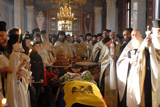 Plânge Sihăstria! - Apostolul smerit şi tenace a trecut de poarta cerului 195064