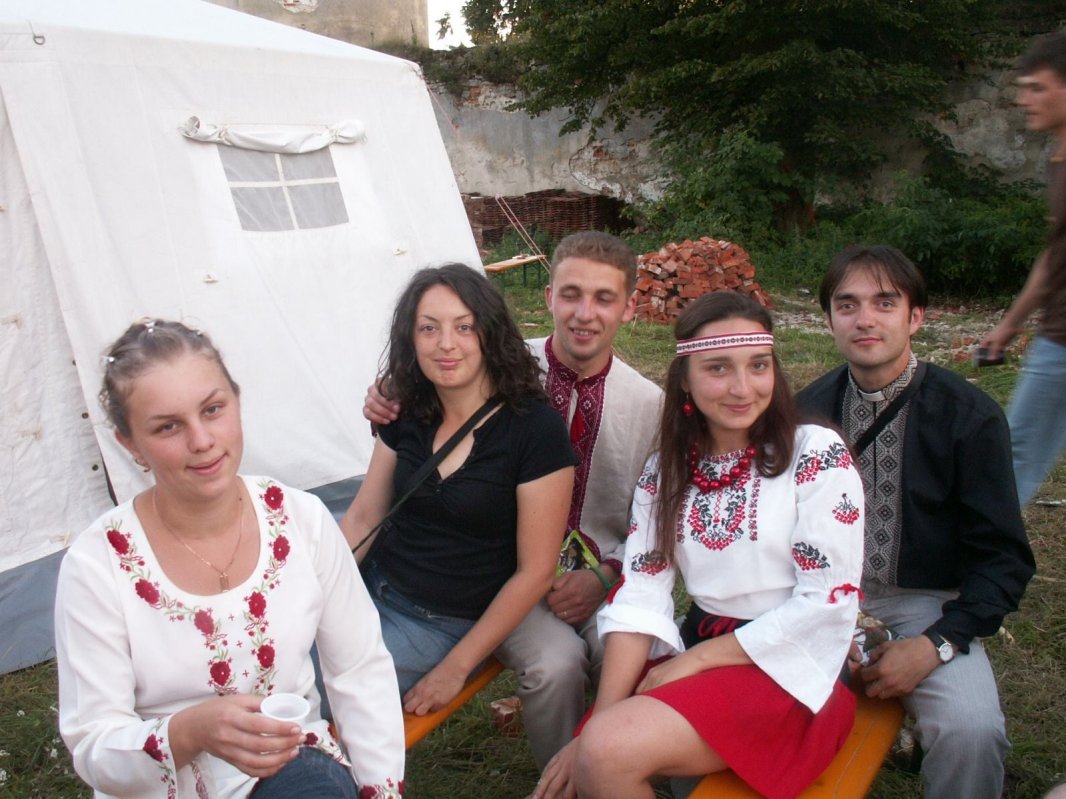 Tabăra Friedensgrund: muncă, rugăciune, pace şi reconciliere 204819