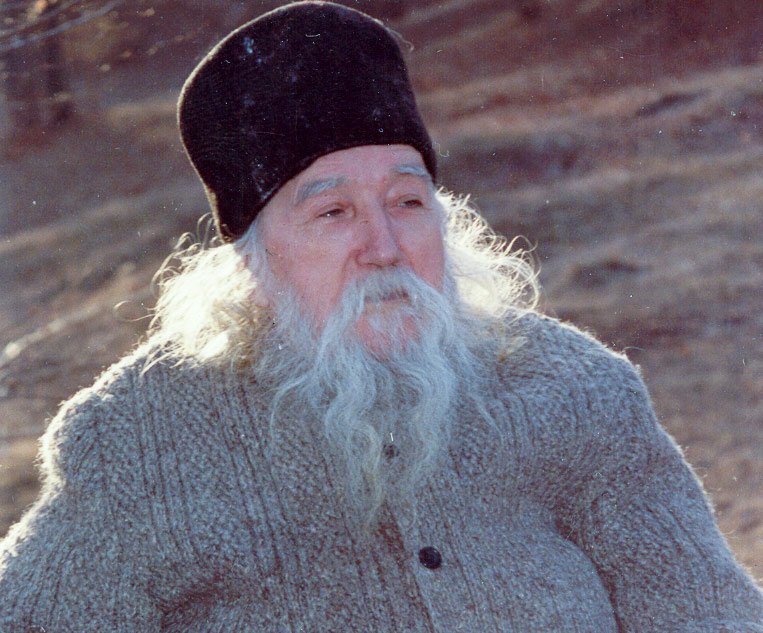 Răspunsuri duhovniceşti: Dumnezeu cere omului, în vremea rugăciunii, mai mult inima sa 181459