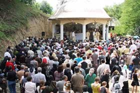 Pelerinaj la hramul Mănăstirii Piatra Scrisă 94516