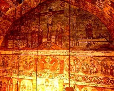 Biserica cu aripi de pe Valea Marei 94546